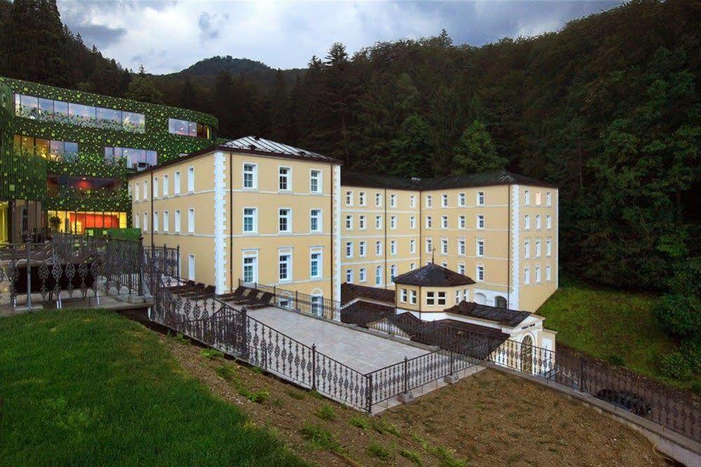 Hotel Rimski Dvor - Rimske Terme Римске-Топлице Экстерьер фото